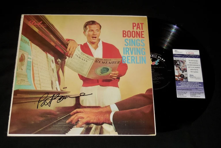 PAT BOONE AUTOGRAPHED VINYL RECORD ALBUM (SINGS IRVING BERLIN) - JSA COA!