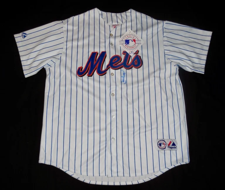 CARLOS BELTRAN AUTOGRAPHED JERSEY (NEW YORK METS) - 9X MLB ALL-STAR!