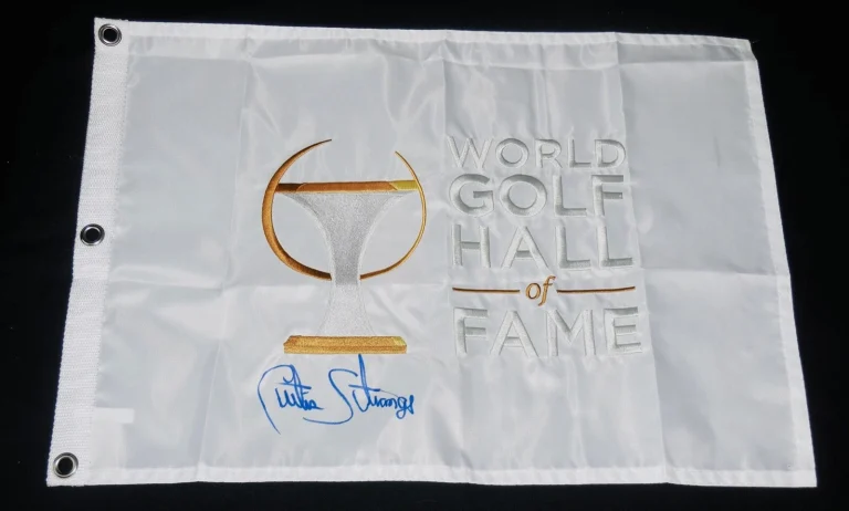 CURTIS STRANGE AUTOGRAPHED WORLD HALL OF FAME GOLF FLAG (HOF 2007) - W/ COA!