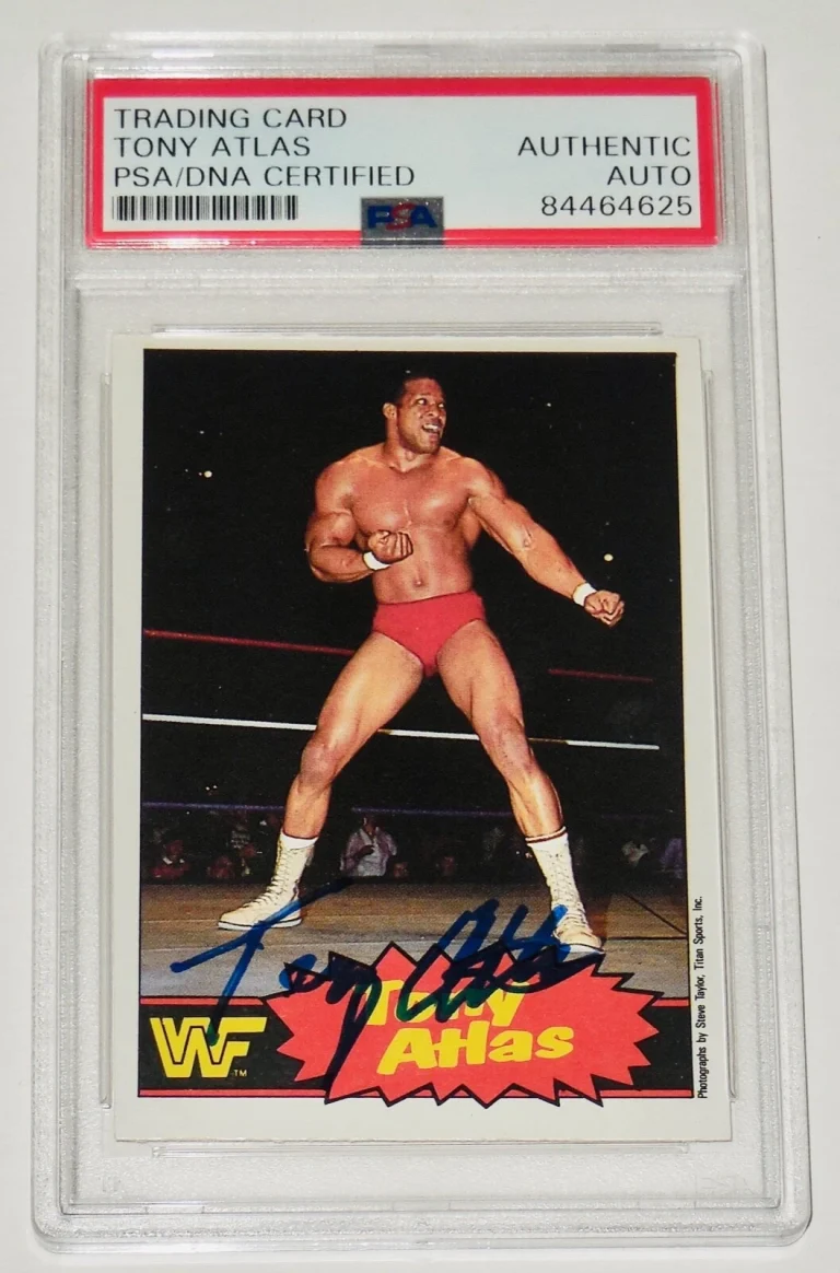 TONY ATLAS AUTOGRAPHED 1985 O-PEE-CHEE #3 TRADING CARD (PSA DNA) - WWE / WWF!