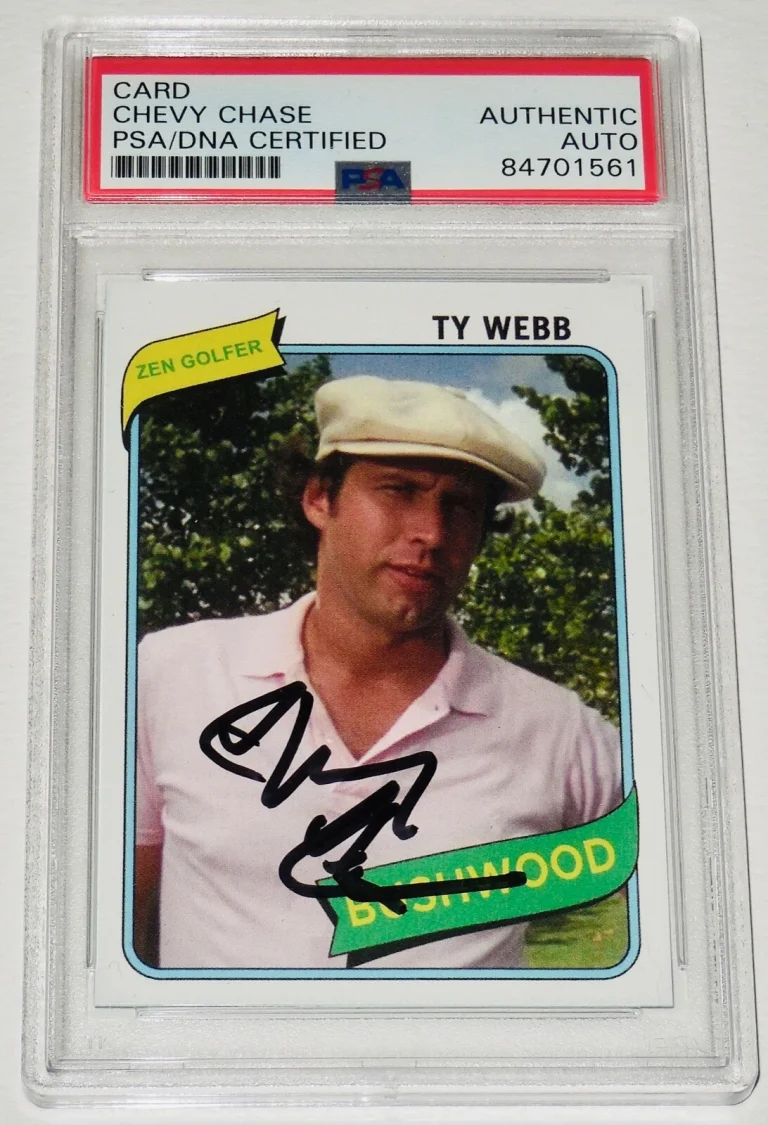 CHEVY CHASE AUTOGRAPHED TRADING CARD (PSA DNA) - CADDYSHACK! 