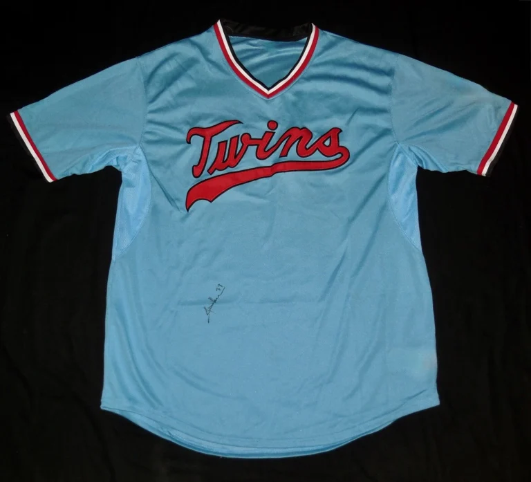 JUSTIN MORNEAU AUTOGRAPHED CUSTOM JERSEY (MINNESOTA TWINS) - 2006 AL MVP!