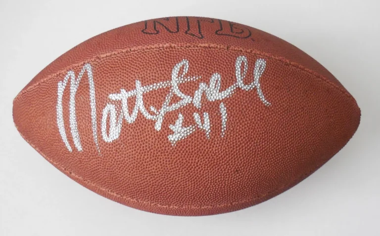 MATT SNELL AUTOGRAPHED WILSON NFL FOOTBALL (NEW YORK JETS) - W/ COA!