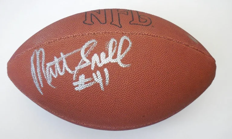 MATT SNELL AUTOGRAPHED WILSON NFL FOOTBALL (NEW YORK JETS) - W/ COA!