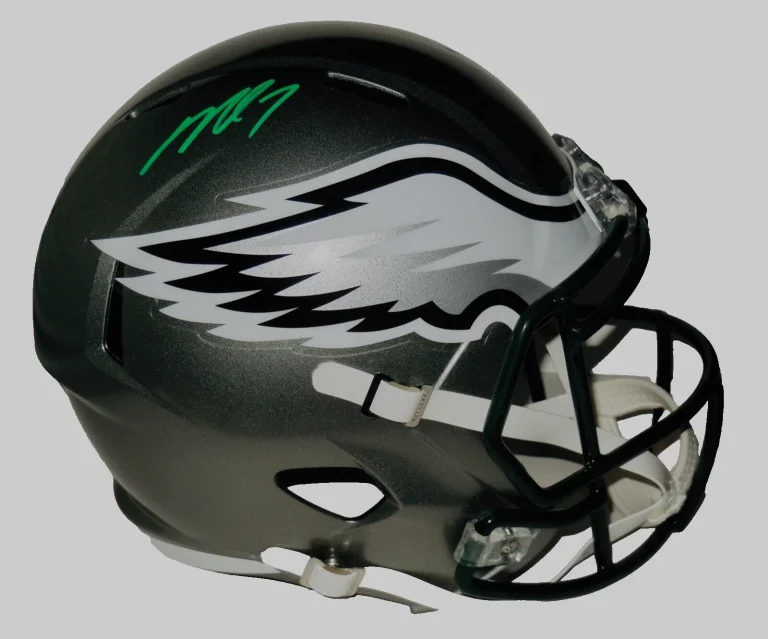 MICHAEL VICK AUTOGRAPHED FULL SIZED FOOTBALL HELMET (EAGLES) - PSA DNA!