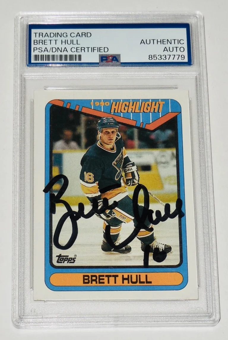 BRETT HULL AUTOGRAPHED 1990 TOPPS #4 HOCKEY CARD - PSA DNA!