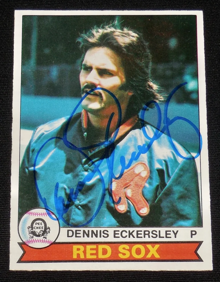 DENNIS ECKERSLEY 1979 O-PEE-CHEE AUTOGRAPHED BASEBALL CARD (RED SOX / ATHLETICS)