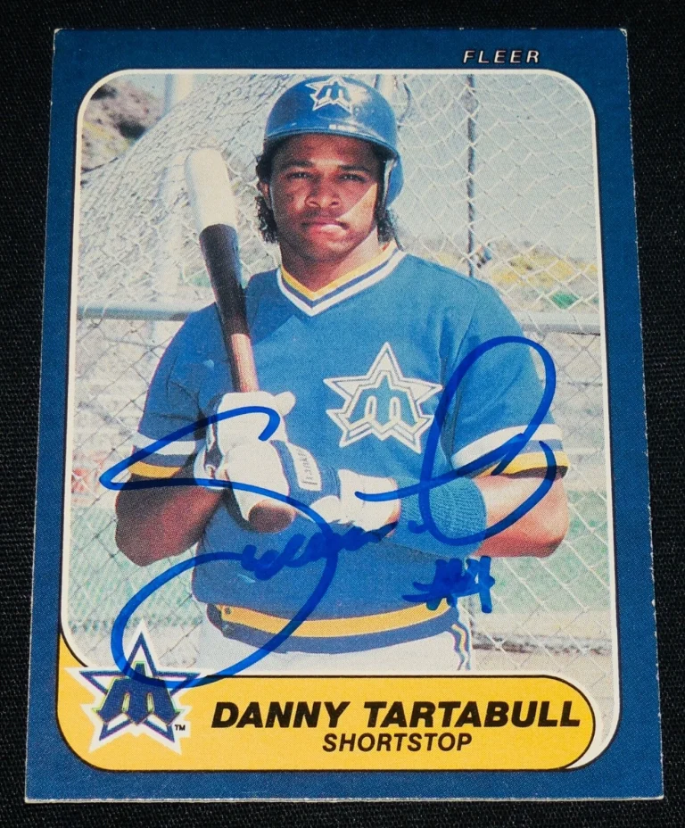 DANNY TARTABULL 1986 FLEER AUTOGRAPHED BASEBALL ROOKIE CARD (MARINERS / YANKEES)