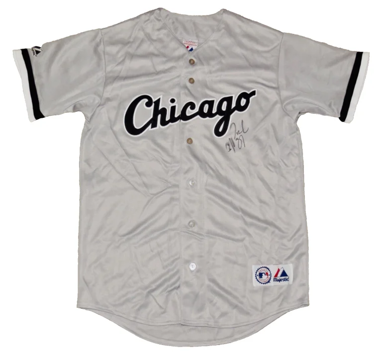 A.J. PIERZYNSKI AUTOGRAPHED JERSEY (CHICAGO WHITE SOX) - 2005 W.S. CHAMPION!