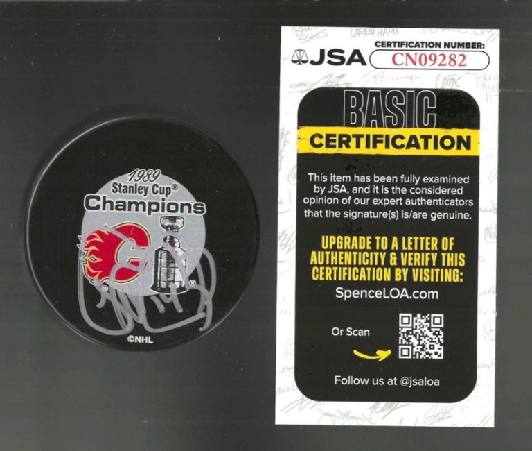 Theo Fleury Signed Calgary Flames 1989 Stanley Cup Champions Puck JSA COA