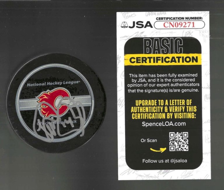 Theo Fleury Signed Calgary Flames Official Game Puck JSA COA