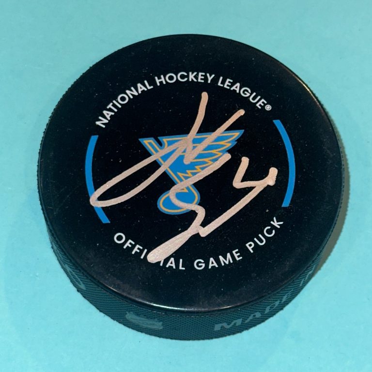 JIMMY SNUGGERUD Signed St. Louis BLUES Official GAME Puck Beckett (BAS)