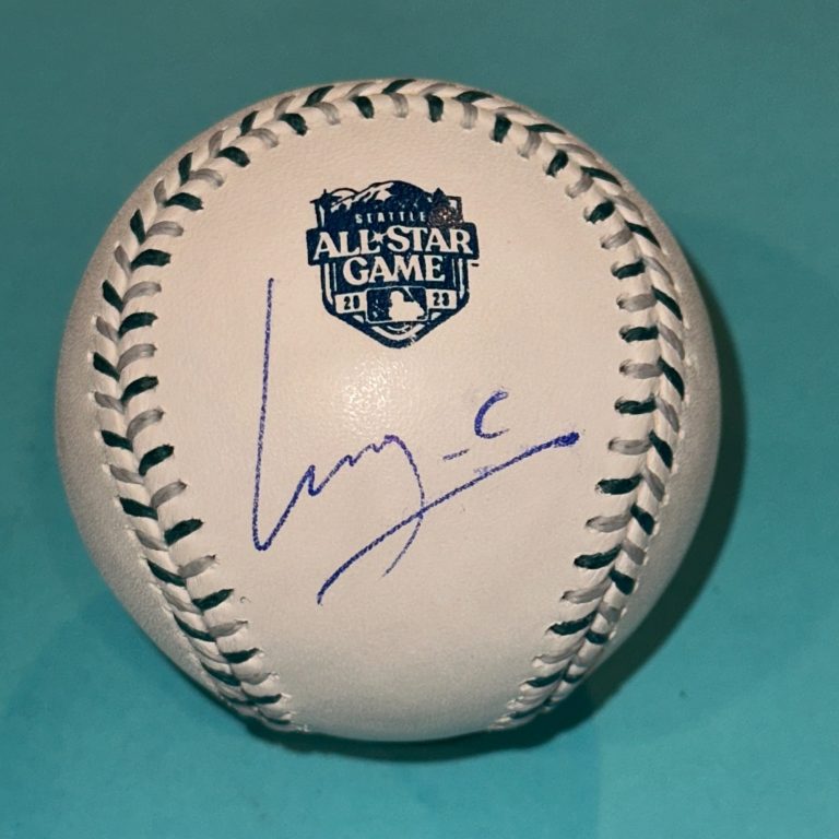 LUIS CASTILLO (Mariners) Signed Official 2023 ALL-STAR Baseball Beckett (BAS)