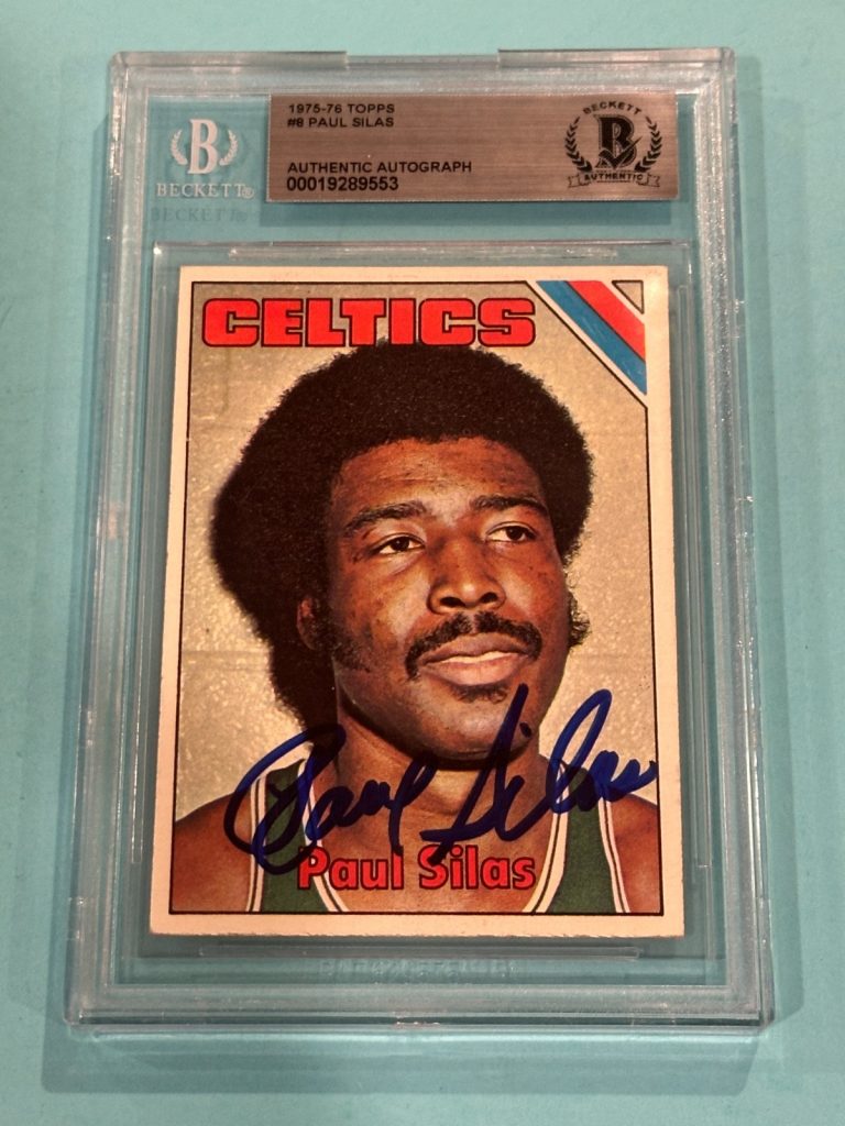 PAUL SILAS Signed 1975-76 TOPPS Card #8 Beckett (BAS)