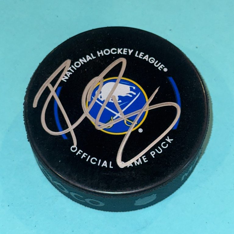ROB RAY Signed Buffalo SABRES Official GAME Puck Beckett (BAS)