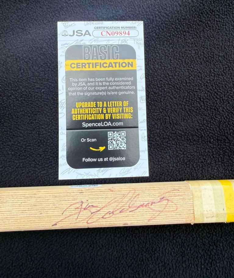 Bill Goldsworthy & Cesare Manigo Signed Vintage Minnesota North Stars Stick JSA