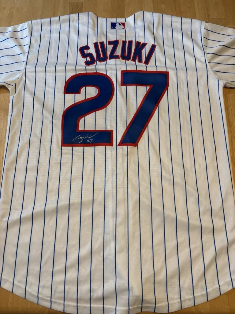 Seiya Suzuki Signed  Autographed Chicago Cubs Jersey . JSA Coa
