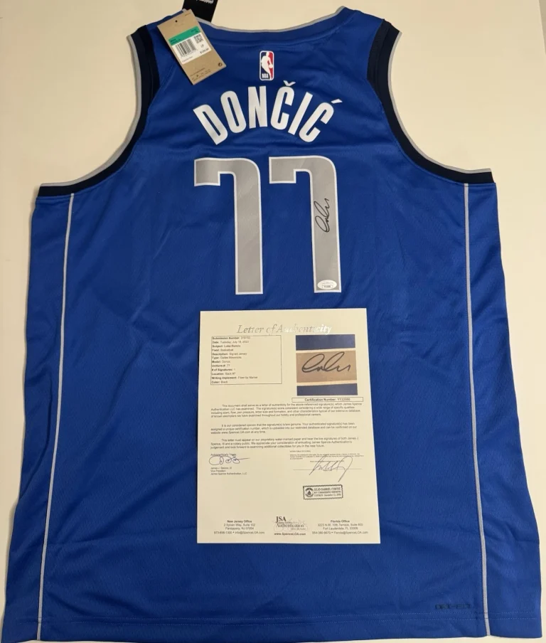 Luka Doncic Dallas Mavericks Autographed Nike Swingman Jersey Lakers JSA COA LOA