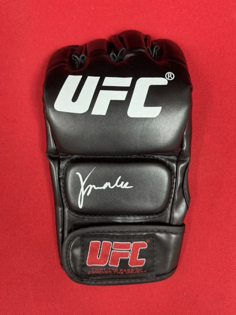 Virna Jandiroba Fighter Autographed UFC MMA Glove Beckett BAS COA