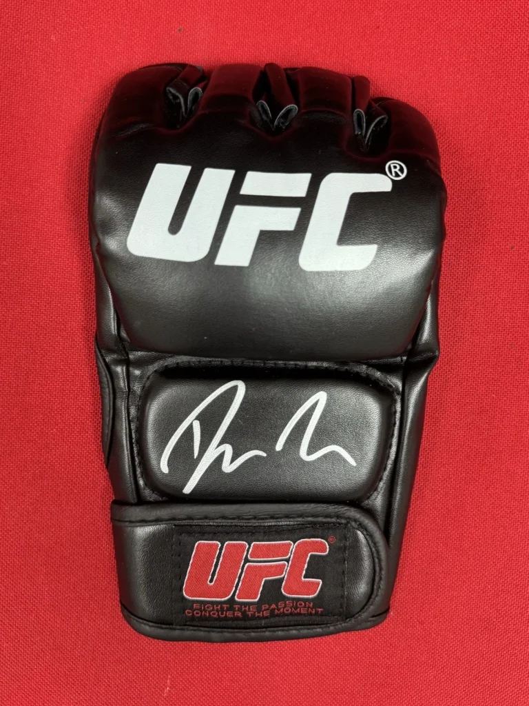 Dan Ige Fighter Autographed UFC MMA Glove Beckett BAS COA