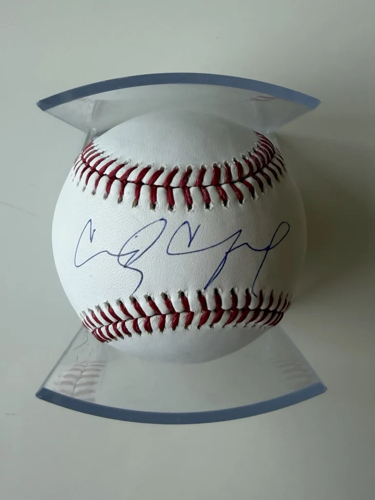 Cindy Crawford Autographed Baseball Supermodel Beckett BAS COA