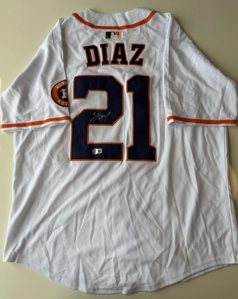 Yainer Diaz Houston Astros Autographed Jersey Beckett BAS COA
