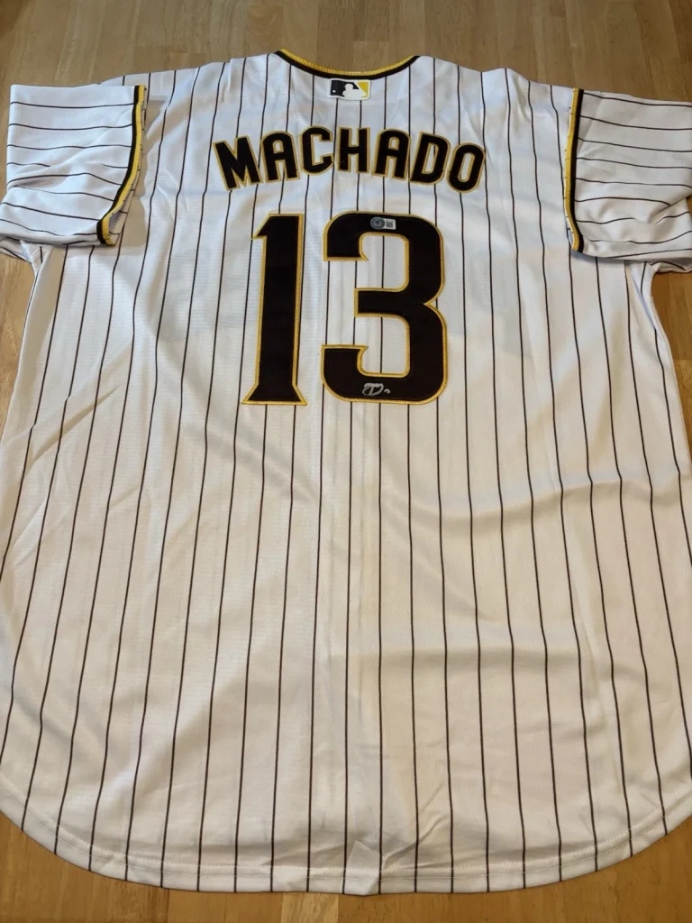 MANNY MACHADO SIGNED Autographed SAN DIEGO PADRES JERSEY. Beckett  Coa