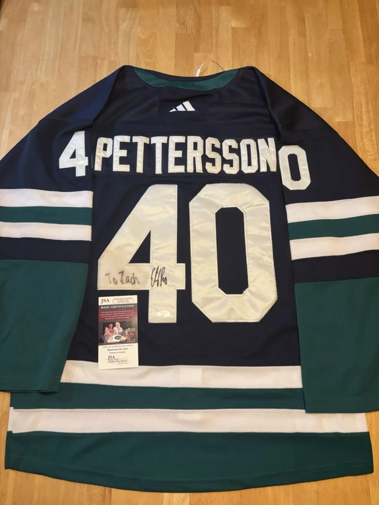 Elias Pettersson Signed Autographed Vancouver Canucks Jersey. JSA Coa. Read!!!!!