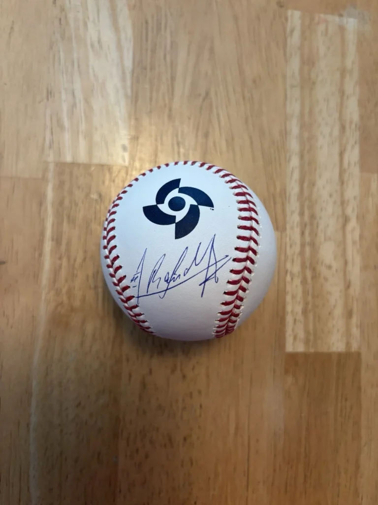 RANDY AROZARENA SIGNED RAWLINGS OFFICAL WBC BASEBALL. Seattle Mariners. Beckett
