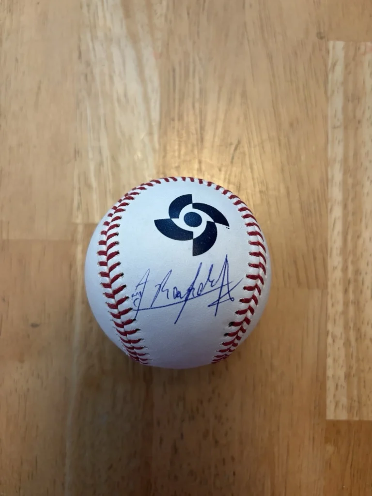 RANDY AROZARENA SIGNED RAWLINGS OFFICAL WBC BASEBALL. Seattle Mariners. Beckett