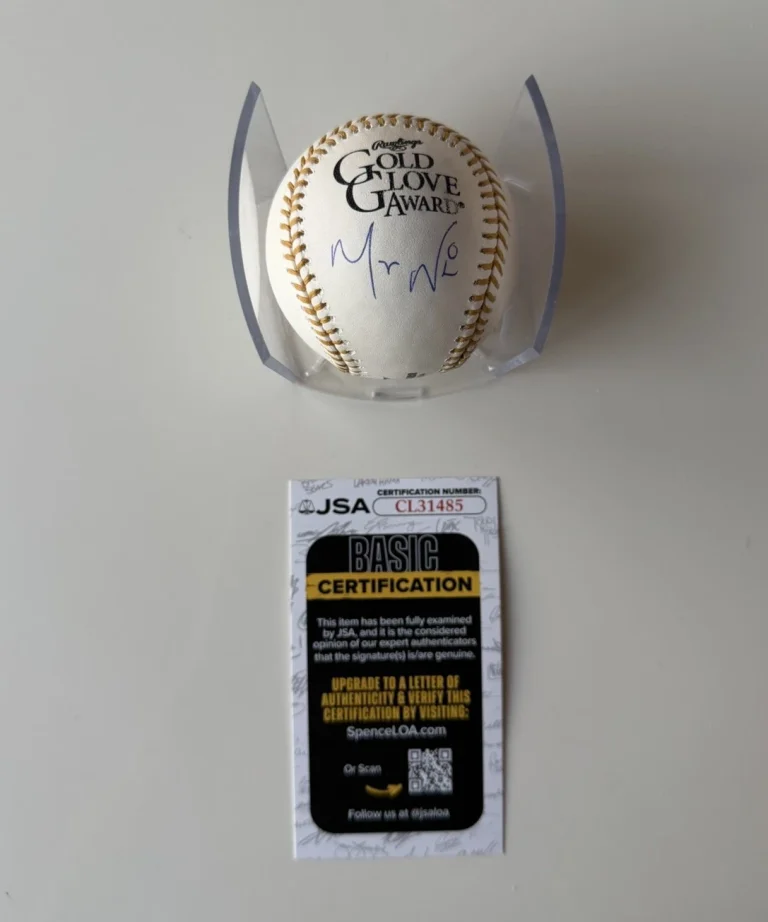 Masyn Winn St. Louis Cardinals Autographed Gold Glove Baseball JSA COA