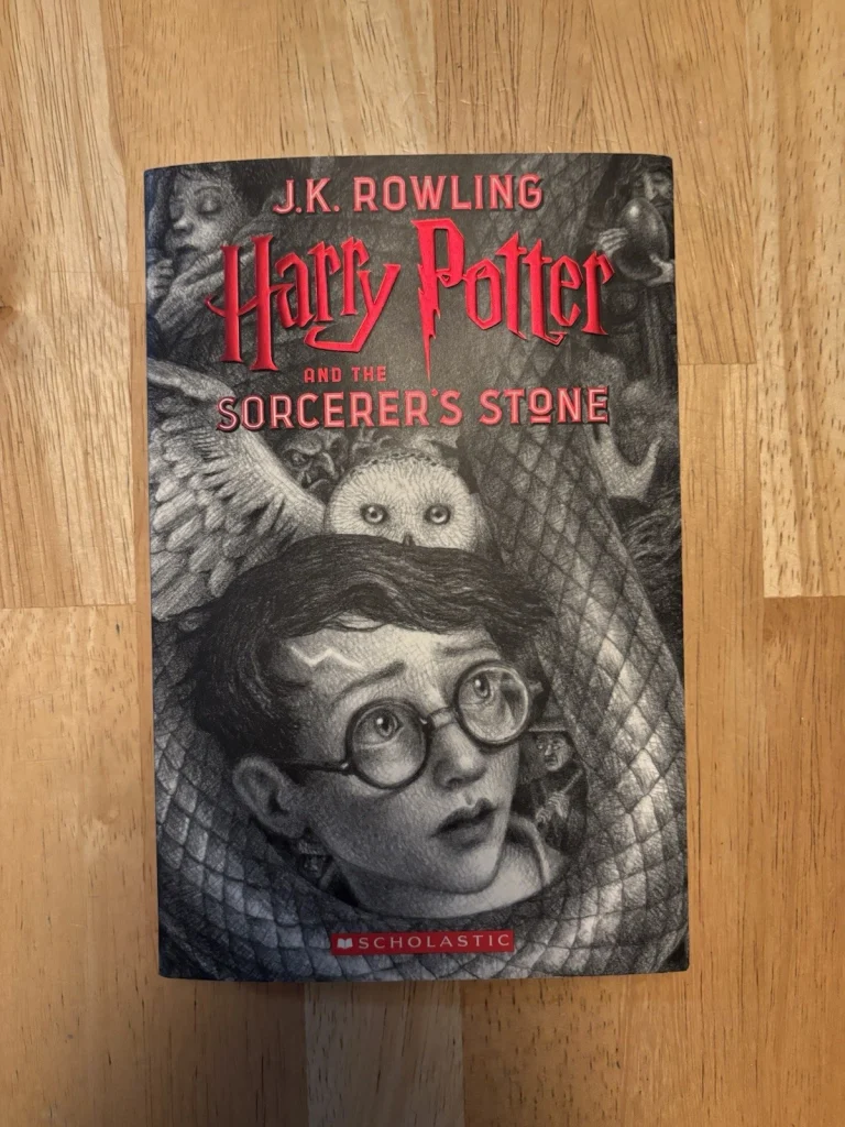 Daniel Radcliffe Signed Autographed Harry Potter Sorcerer's Stone Book. JSA Coa