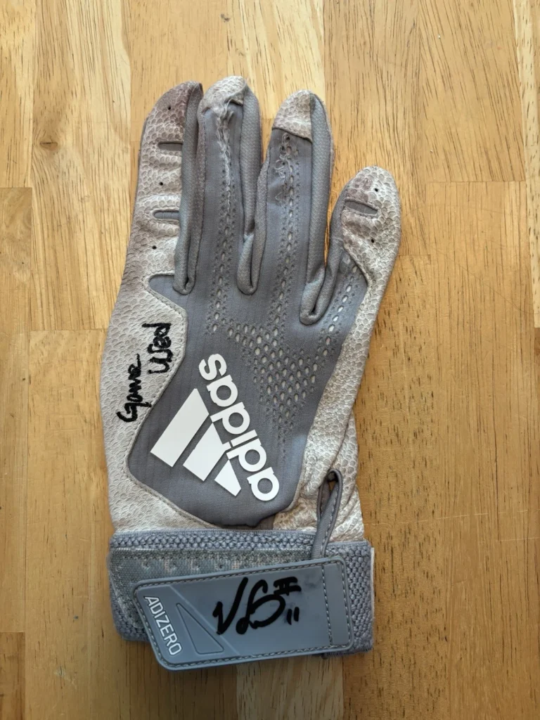 victor scott ii Signed Autographed Game Used Batting Glove. JSA Coa