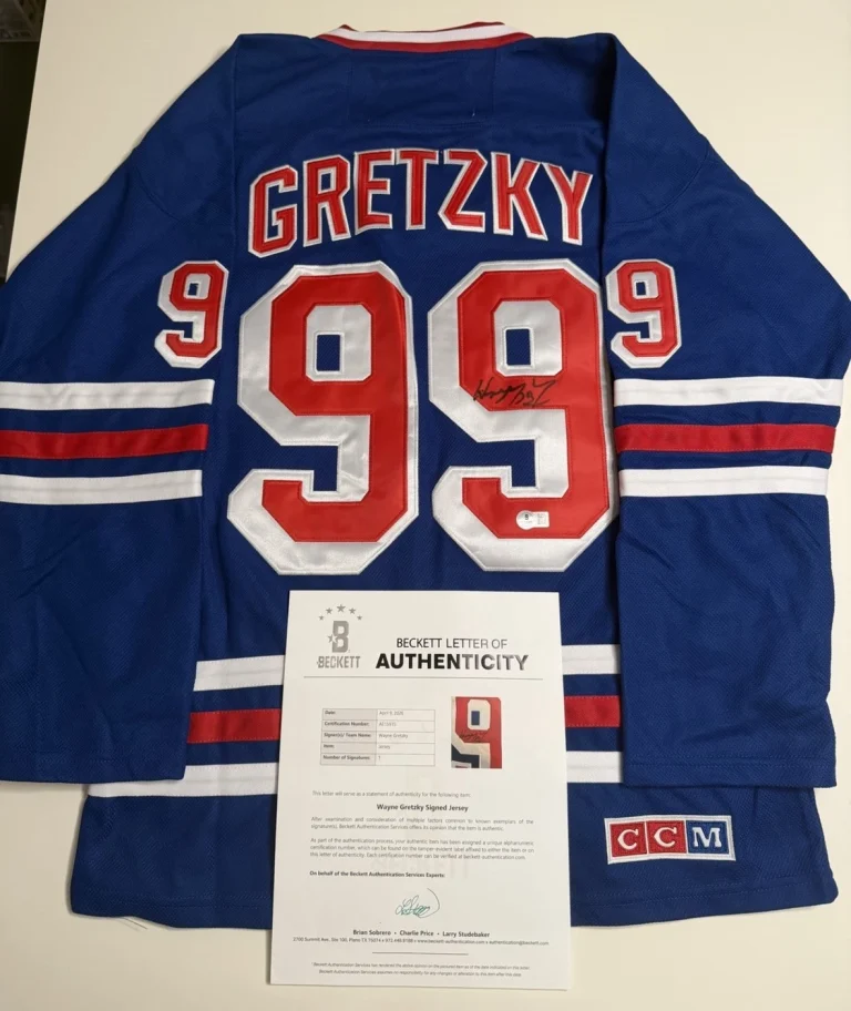 Wayne Gretzky New York Rangers Autographed Jersey Rare Beckett LOA