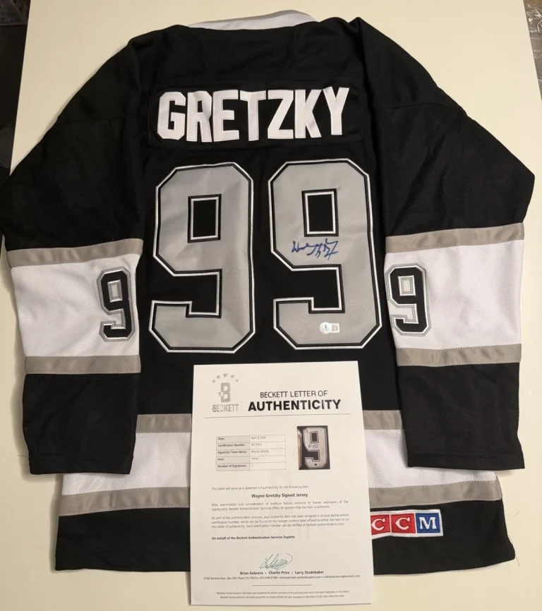Wayne Gretzky Los Angeles Kings Autographed Jersey Rare Beckett LOA