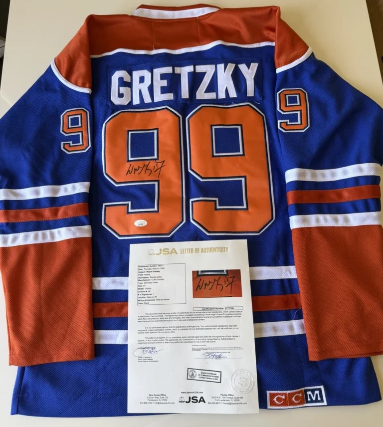 Wayne Gretzky Edmonton Oilers Autographed Jersey JSA LOA COA