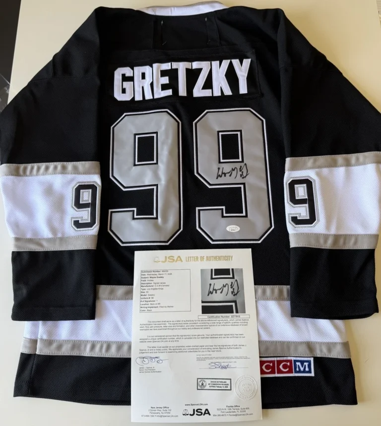 Wayne Gretzky Los Angeles Kings Autographed Jersey JSA LOA COA