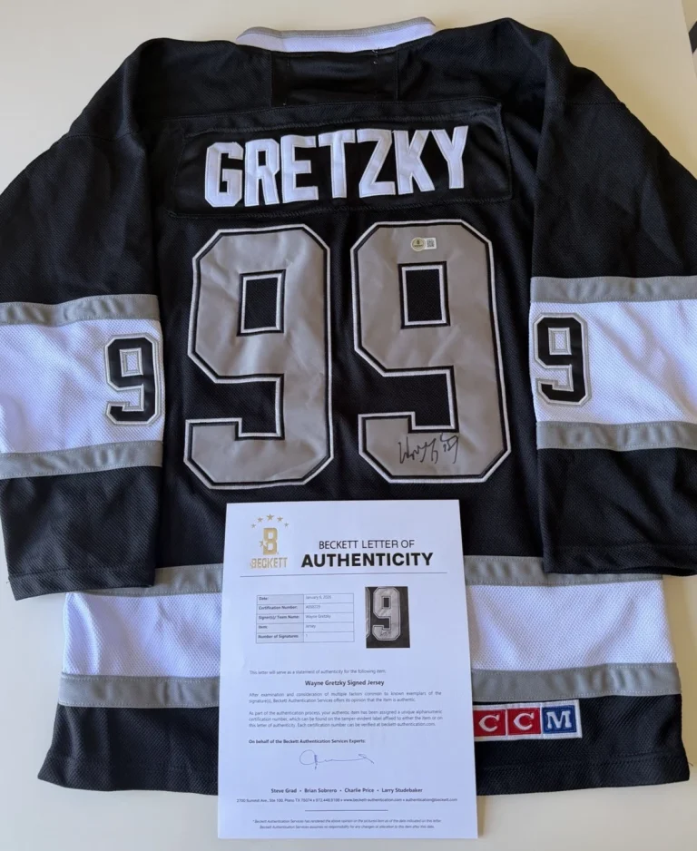 Wayne Gretzky Los Angeles Kings Autographed Jersey Rare Beckett LOA
