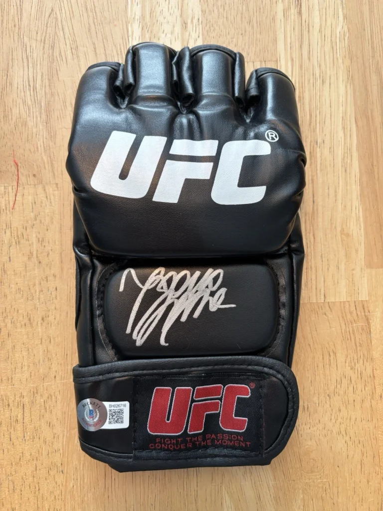 Joanna Jedrzejczyk Signed Autographed UFC Glove. Beckett Coa. UFC HOF