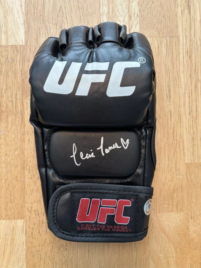 TECIA TORNADO TORRES PENNINGTON SIGNED UFC MMA GLOVE BECKETT Coa