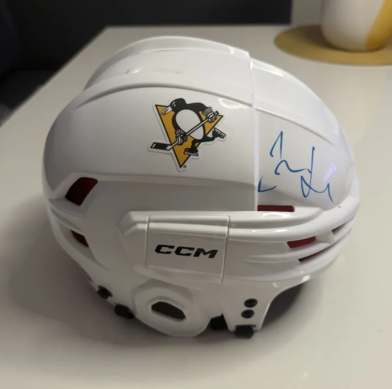 Jaromir Jagr Pittsburgh Penguins Autographed CCM Hockey Helmet NHL Star Beckett