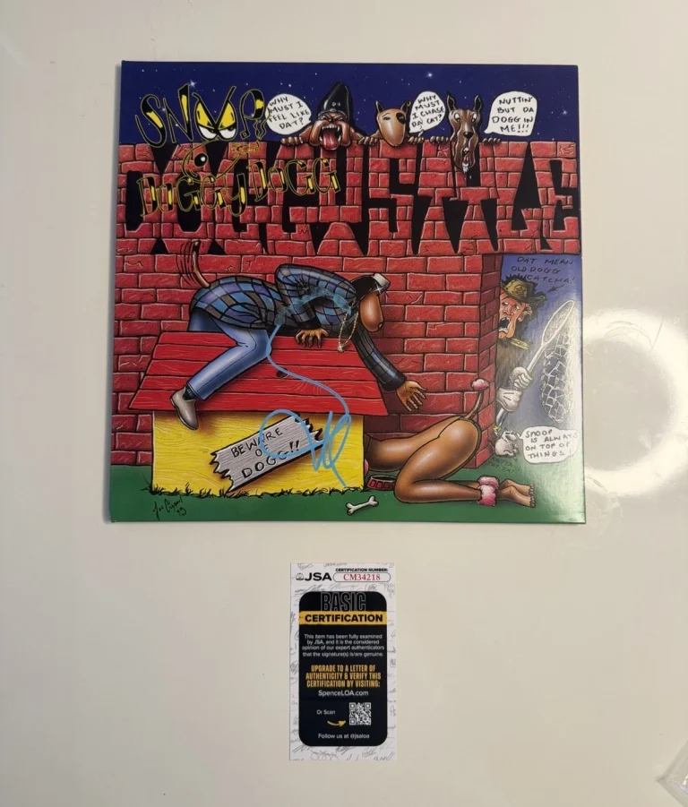 Snoop Dogg Rapper Autographed Doggystyle Vinyl Record Death Row JSA COA