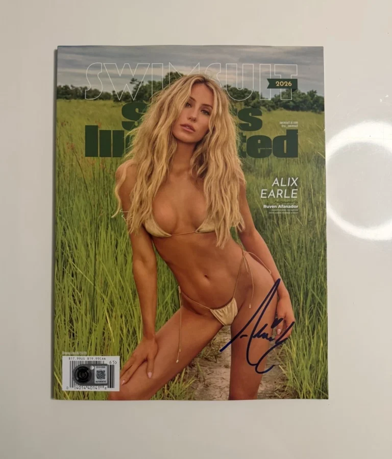 Alix Earle Model Autographed 2026 Sports Illustrated Swimsuit Magazine Beckett