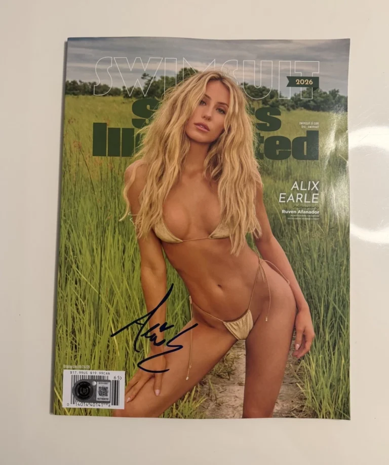 Alix Earle Model Autographed 2026 Sports Illustrated Swimsuit Magazine Beckett