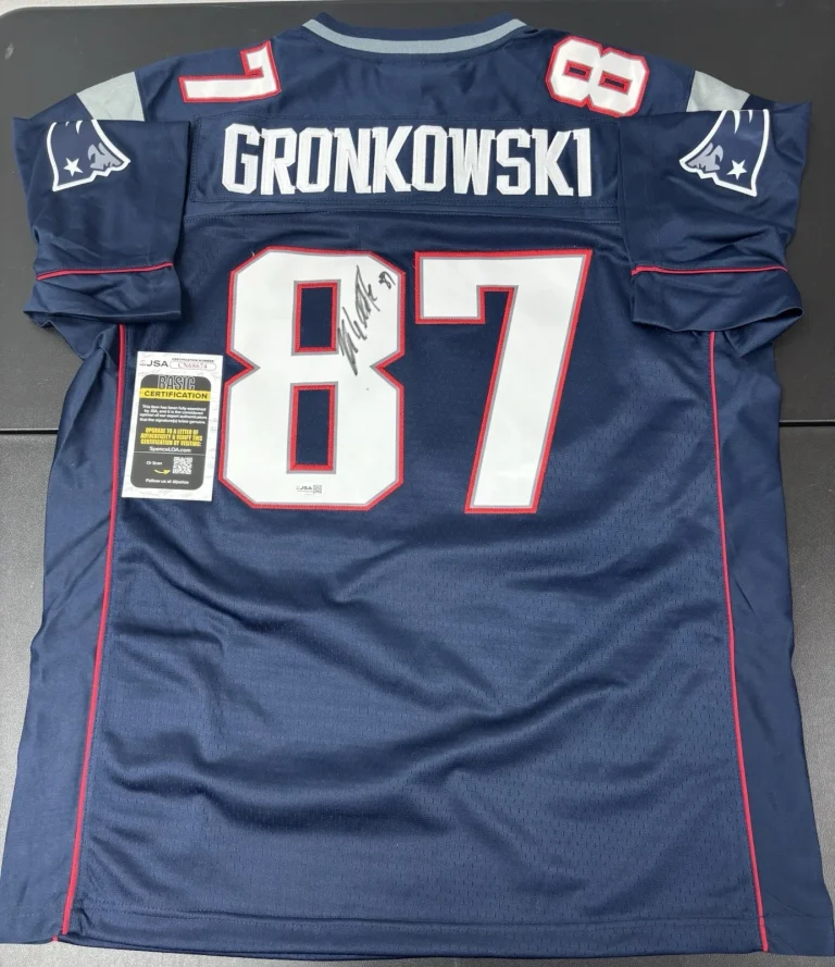 Rob Gronkowski Signed Autographed New England Patriots Jersey. JSA Coa . Gronk