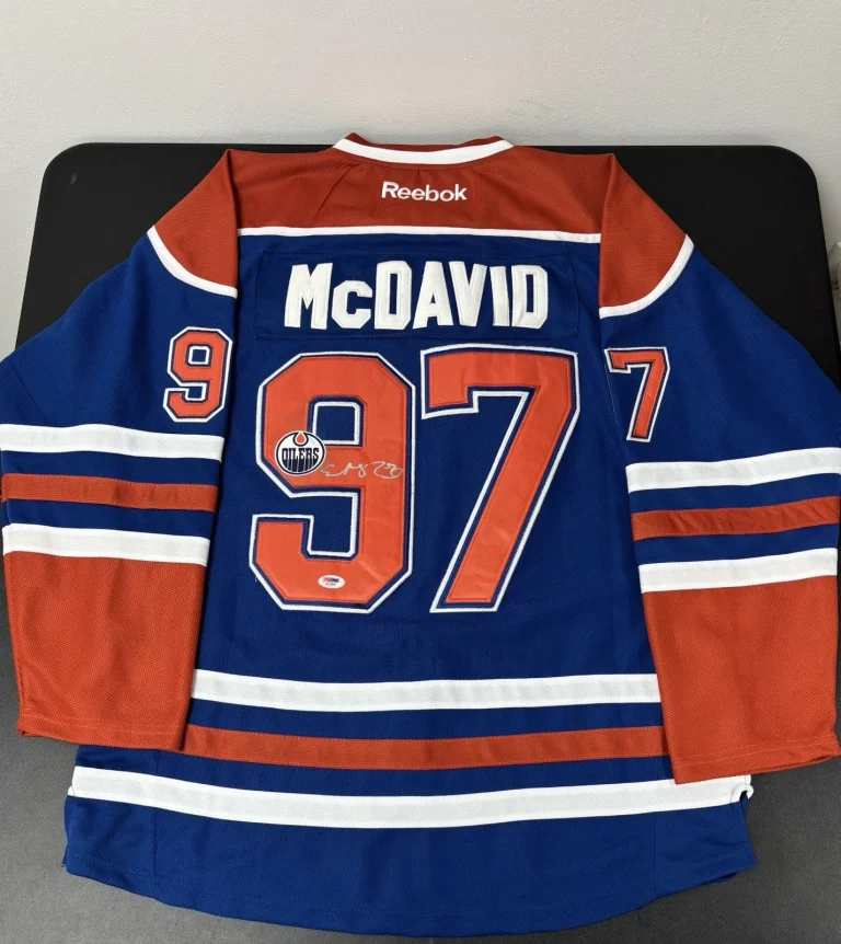 Connor McDavid Edmonton Oilers Autographed Signed Jersey. Psa Coa