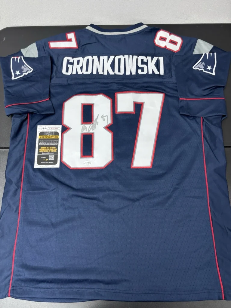 Rob Gronkowski Signed Autographed New England Patriots Jersey. JSA Coa . Gronk