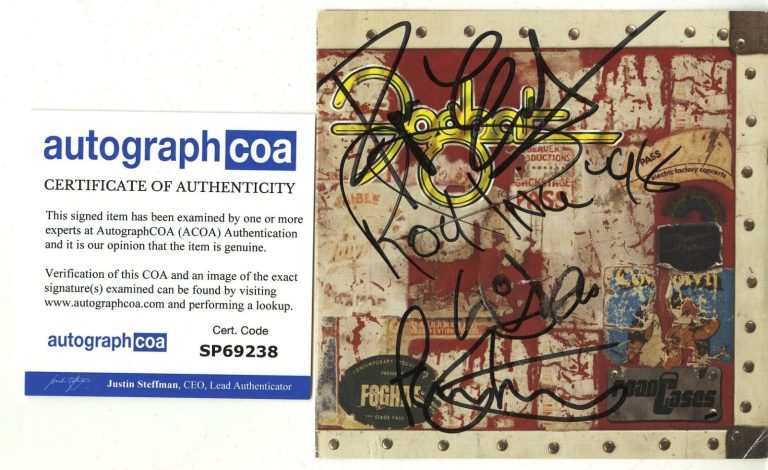 Foghat Road Casaes Complete Band signed Vinyl Record ACOA Roger, Dave, Tony, Rod