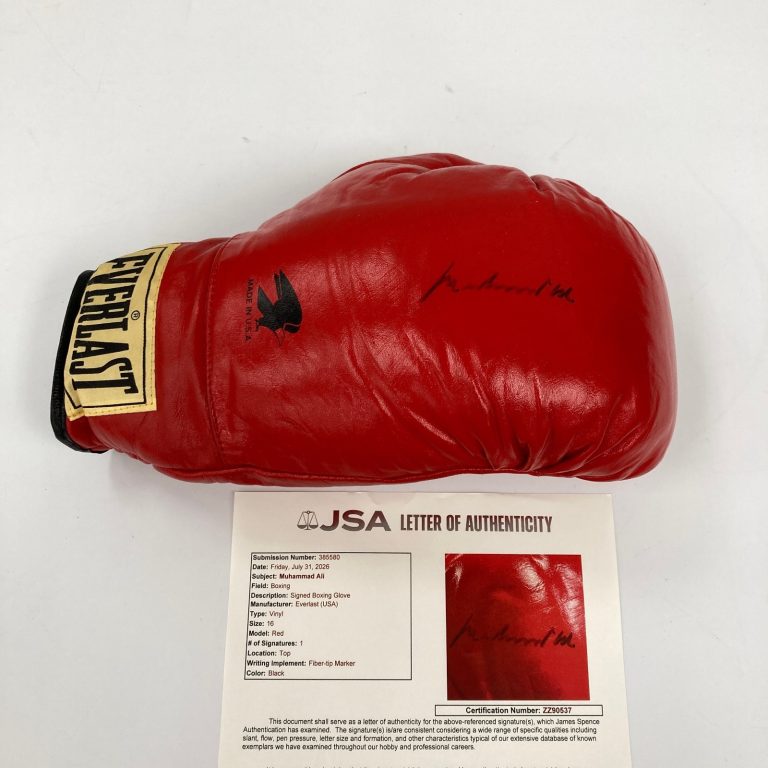 Muhammad Ali Signed Everlast Boxing Glove JSA COA