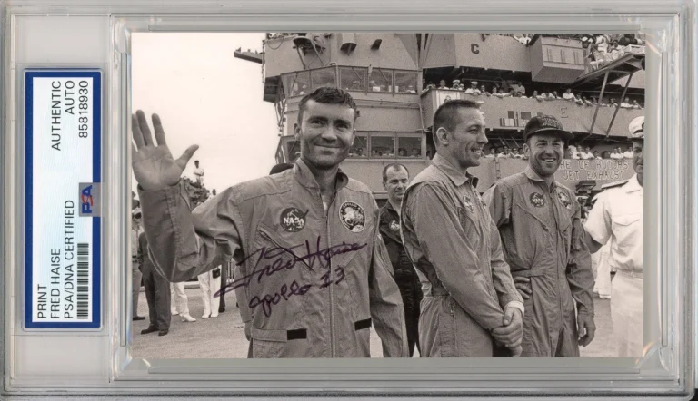 FRED HAISE APOLLO 13 ASTRONAUT RESCUE SIGNED PICTURE PSA DNA COA AUTOGRAPH NASA